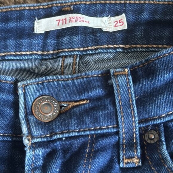 Levi's 711 Skinny Jeans 25 X 32 Dark Wash - Picture 4 of 11